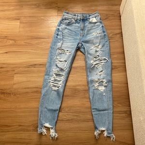 American Eagle Mom Jeans